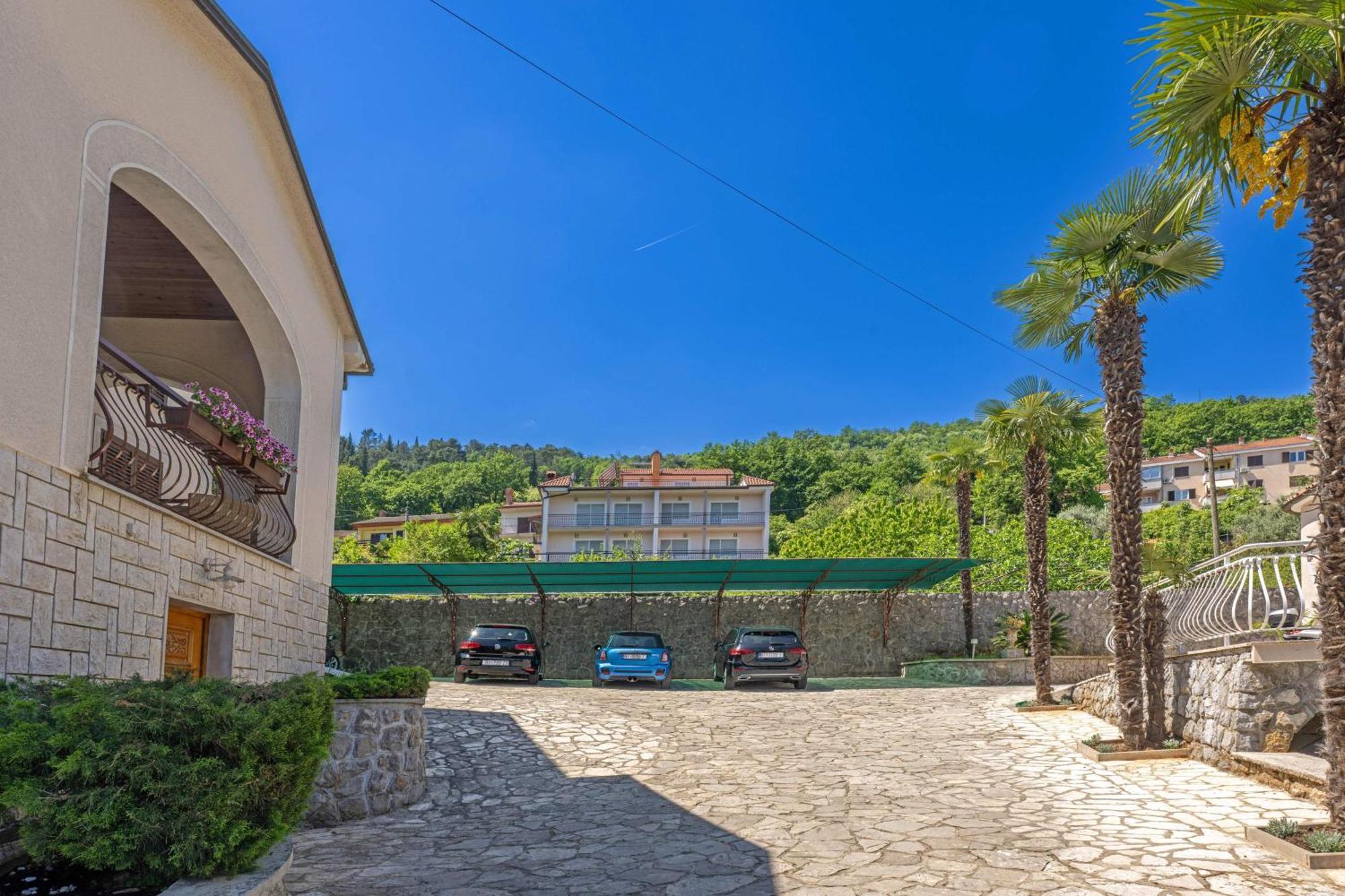 Villa Klaric Lovran Exteriör bild